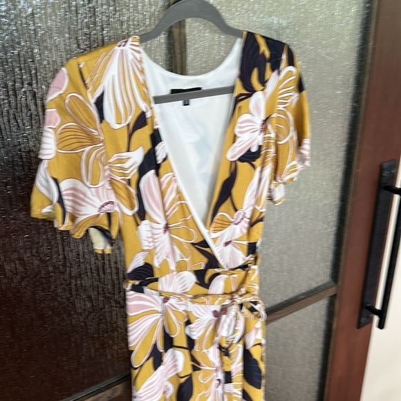 Slate and Willow Mod Daisy Wrap Dress size XS - Picture 7 of 10